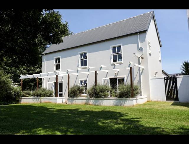 3 BEDROOM HOUSE FOR SALE IN GARLINGTON ESTATE